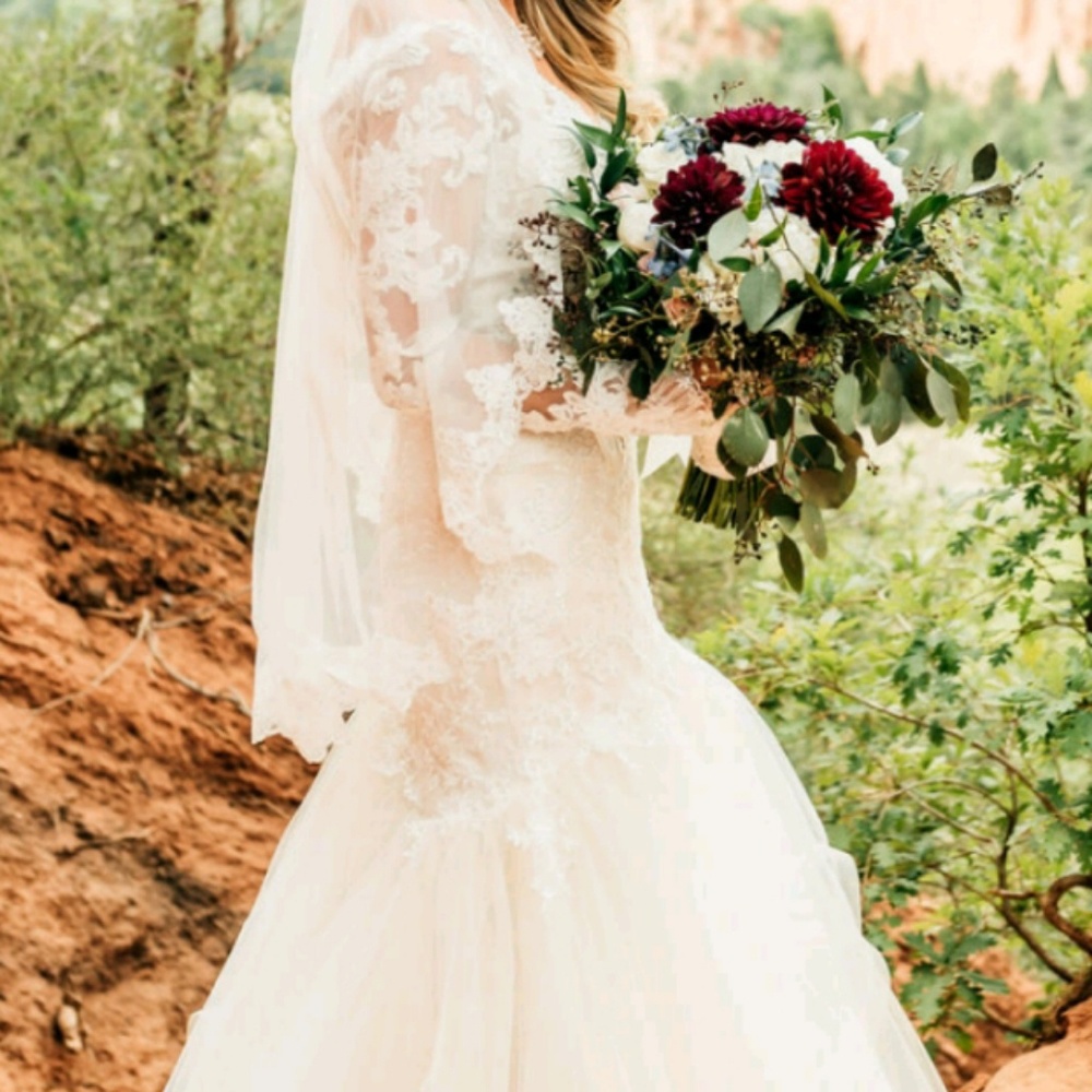 Custom Wedding dress and accessories(earrings and